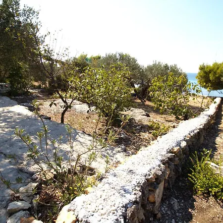 Robinzonska Kuca Doca *