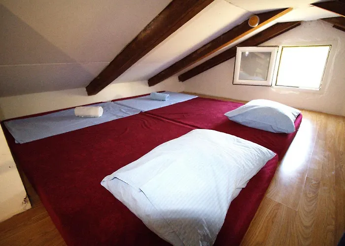 Robinzonska Kuca Doca *