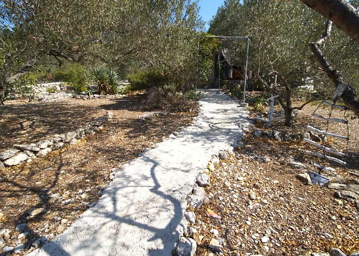 Robinzonska Kuca Doca