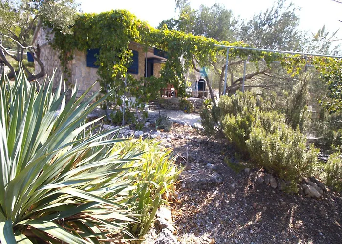 Feriehus Robinzonska Kuca Doca Murter