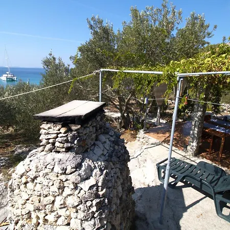 Casa de Férias Robinzonska Kuca Doca *