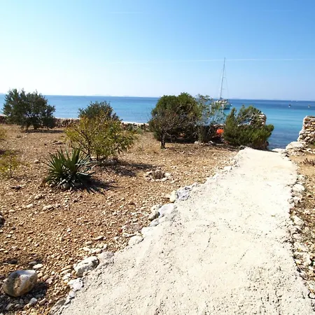 Casa de Férias Robinzonska Kuca Doca