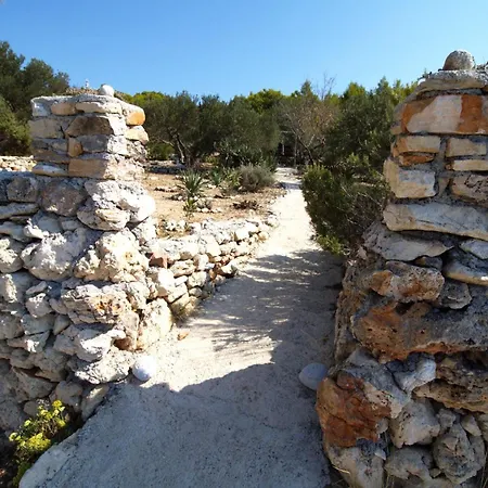 Robinzonska Kuca Doca Murter