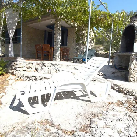 Robinzonska Kuca Doca Сasa de vacaciones