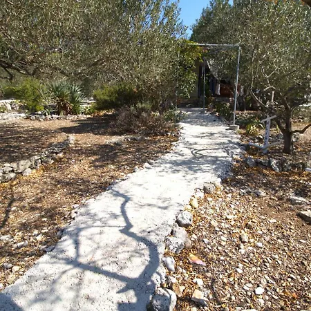 Robinzonska Kuca Doca